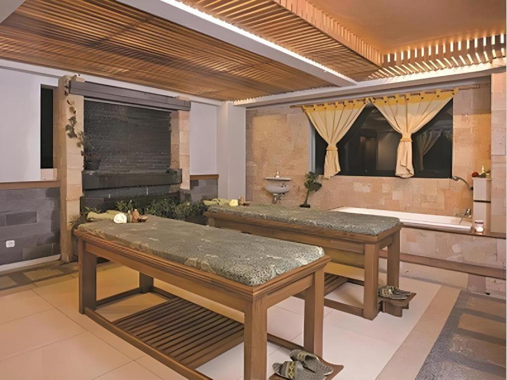 Hotel Le Beringin Salatiga Exterior foto